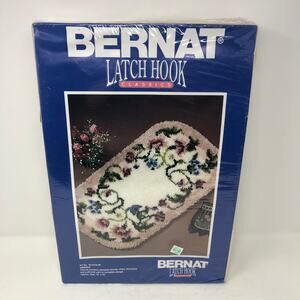Bernat Latch Hook Classics Amanda 95-4478-00 Sealed